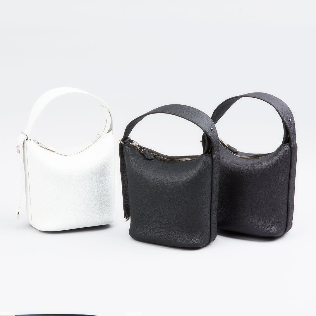 鞄を選ぶ – 大峽製鞄