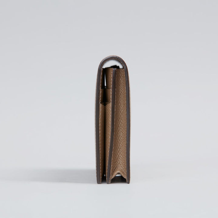【定価9.3万】OHBA(大峽製鞄)束入れ(通し襠)・長財布 (グリーン) 定価9.3万】OHBA(大峽製鞄)束入れ(通し襠)・長財布 (グリーン) 【公式