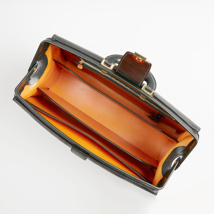 1135-brd_naisou_db1838a5-9a6b-