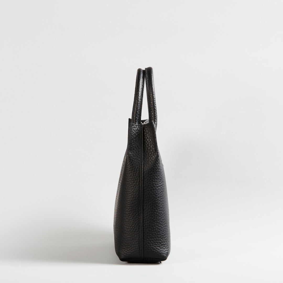 大峽製鞄－【1164-3-QTW】[店舗限定]〈LTD〉スリムトートブリーフ