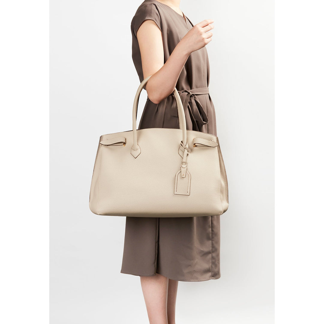 1344_model_3e3930fb-307a-4030-