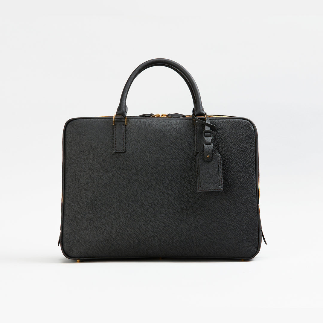 大峡製鞄　おおばせいほう　希少品✨　黒　ブラック　ブリーフケース　最終値下げ 大峡製鞄 おおばせいほう 希少品✨ 黒 ブラック ブリーフケース 最終値下げ