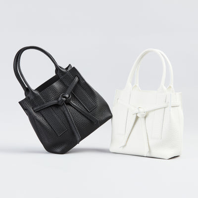 【1383-3-QTW】店舗限定商品〈LTD〉一枚仕立てトートXS『トワリ・ベルテッド22』(ブラック)