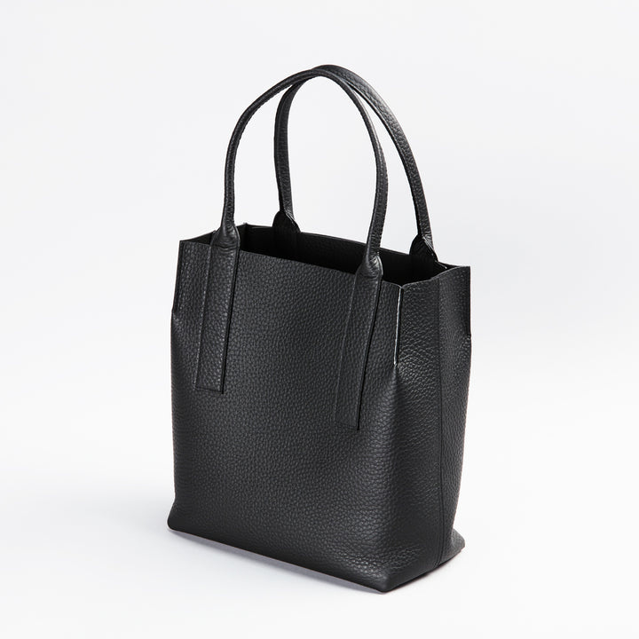 使用一度のみ 大峡製鞄 一枚仕立てトート トワリ36 ネイビー 1385-2-QTW_navy2_1080x.jpg?v=