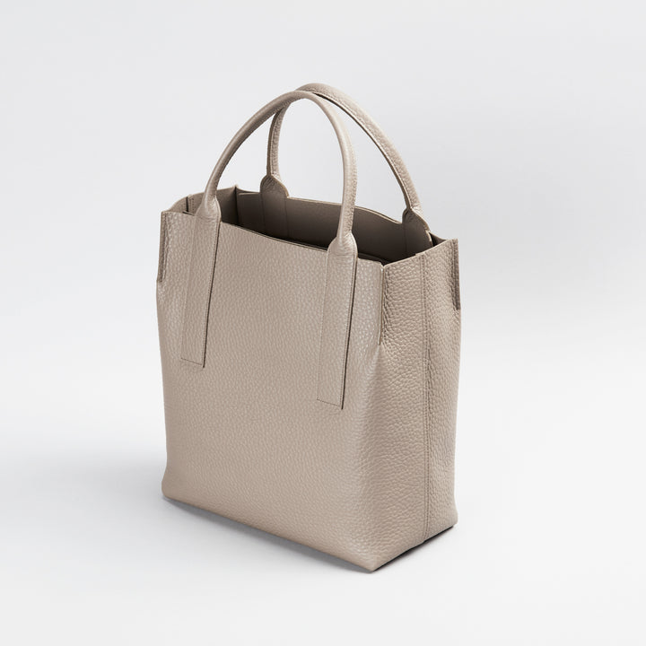 大峽製鞄－一枚仕立て手提げトートM『トワリ30』【1385-2-QTW