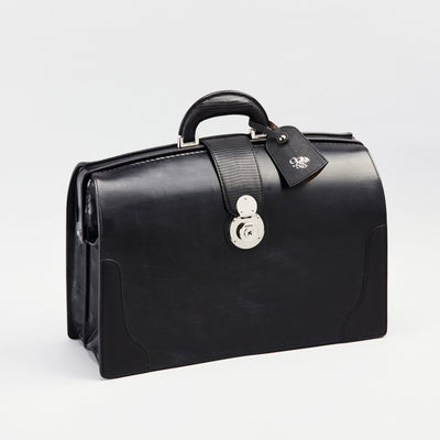 《90周年記念》【90-1135-BRD×LZD】『ザ・ダレスバッグ』(ブラック-シルバー)