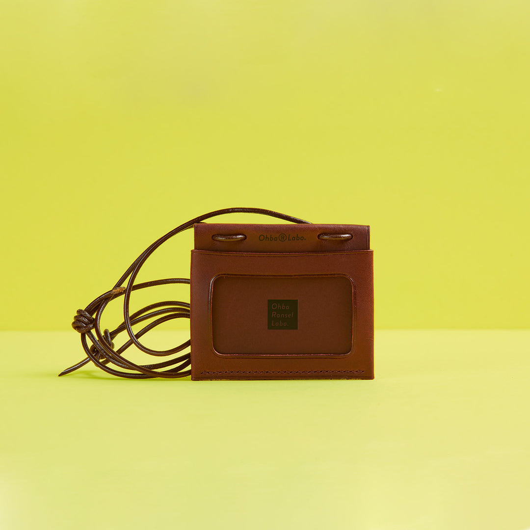 【未使用】大峡製鞄　オオバセイホウ　カードケース　❤︎ 中古】大峽製鞄(オオバセイホウ) カードケース バイカラー 黒