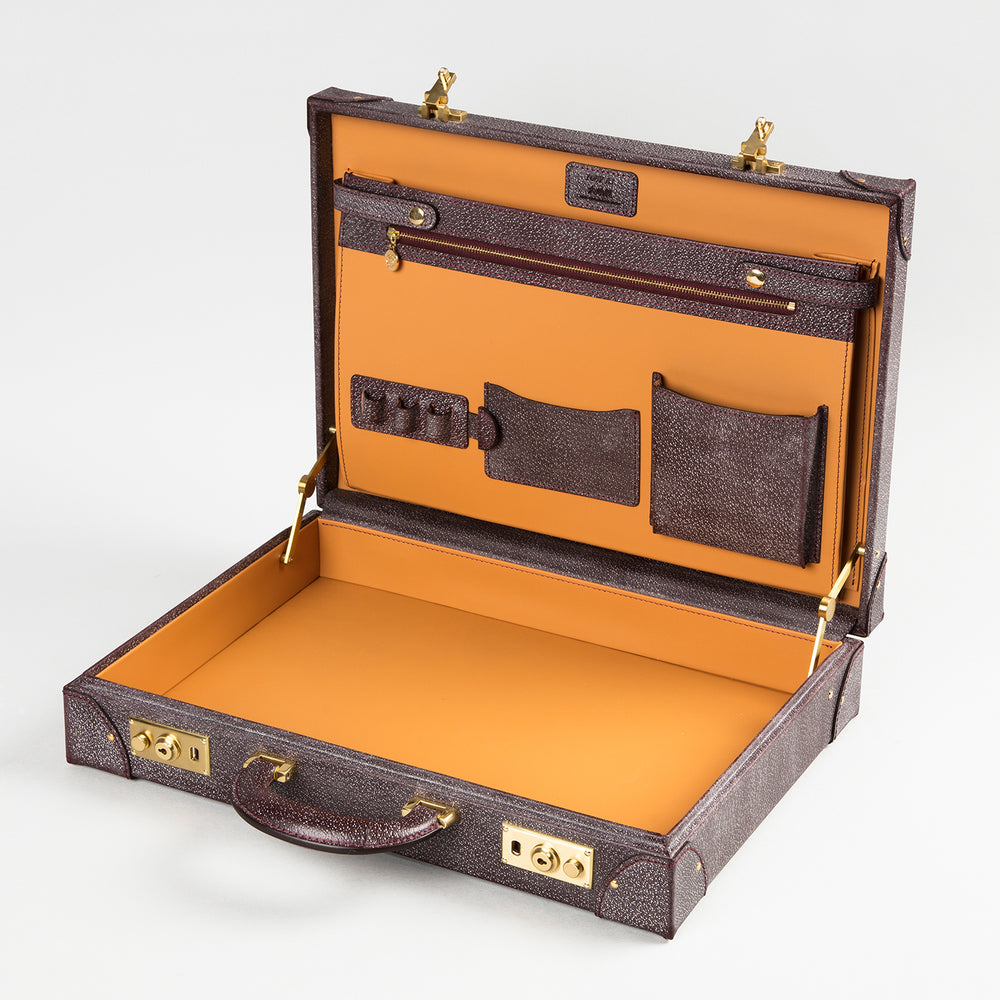 大峽製鞄(おおばせいほう)｜アタッシェケース(トランク型手提げ