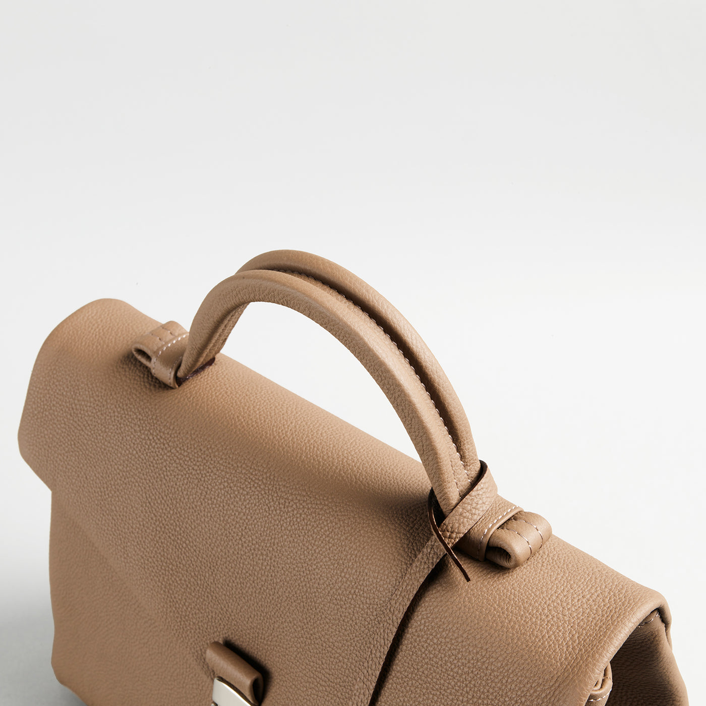 大峽製鞄のレディースビジネスバッグ－『レイロウ 32』スモールサイズ 