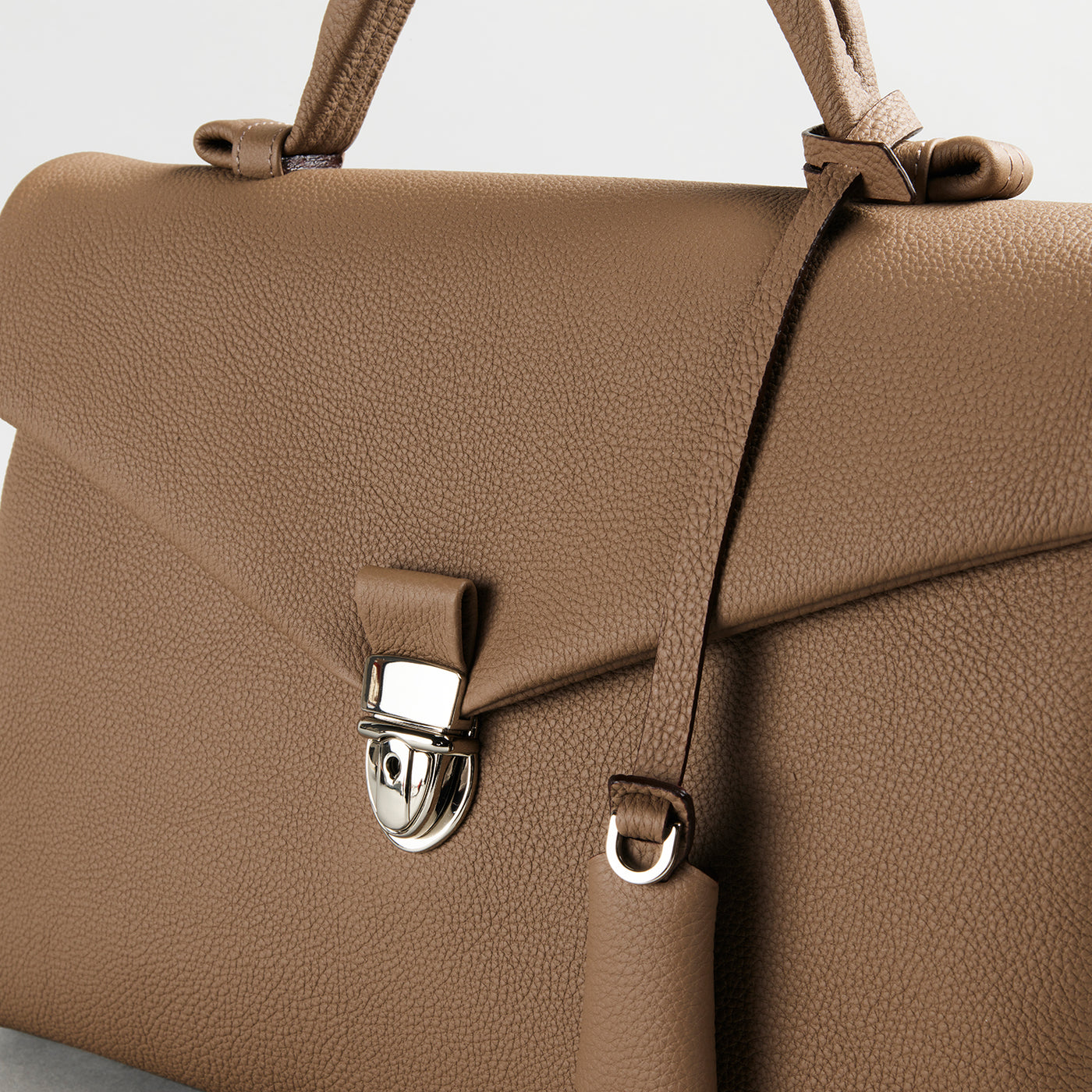 大峽製鞄のレディースビジネスバッグ－『レイロウ 32』スモールサイズ